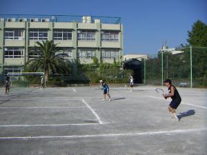 登録団体による校庭利用（テニス）の写真