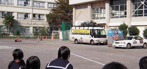 自転車による衝突の場面