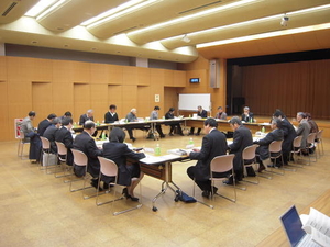 策定委員会会場の写真