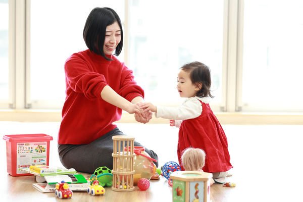 写真:お母さんと子ども2
