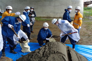 土のう作製状況