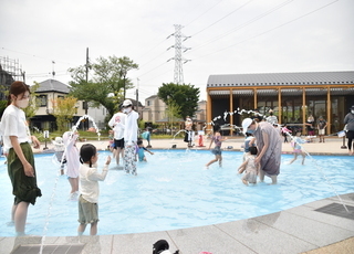 鎌倉公園水遊び