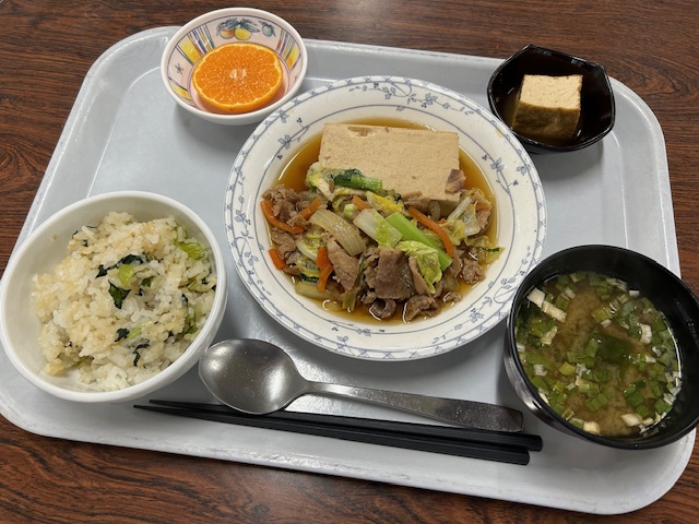 小松菜ご飯と肉どうふ
