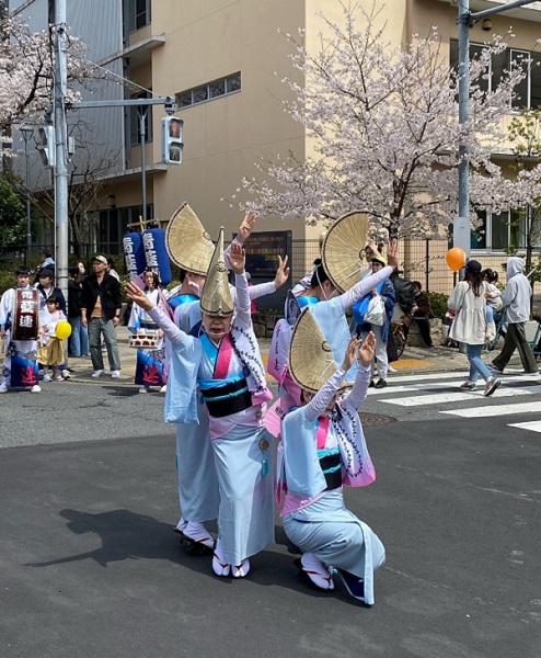 阿波踊り