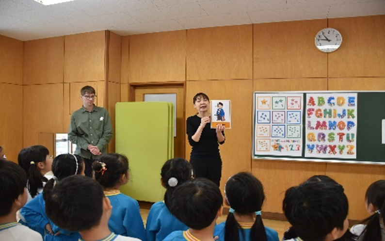 子供たちと馬