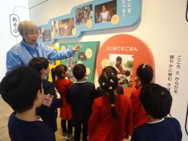 子供たちと馬