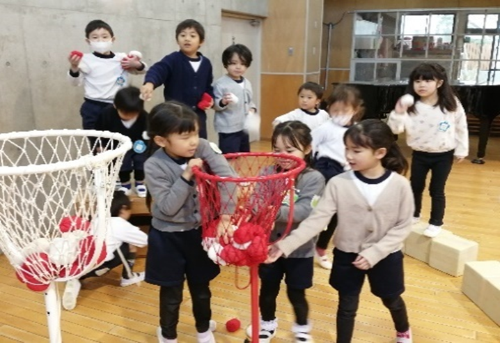 子供たちと馬
