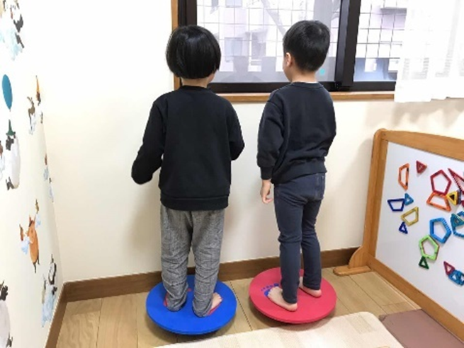 子供たちと馬