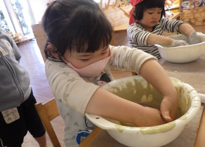 子供たちと馬