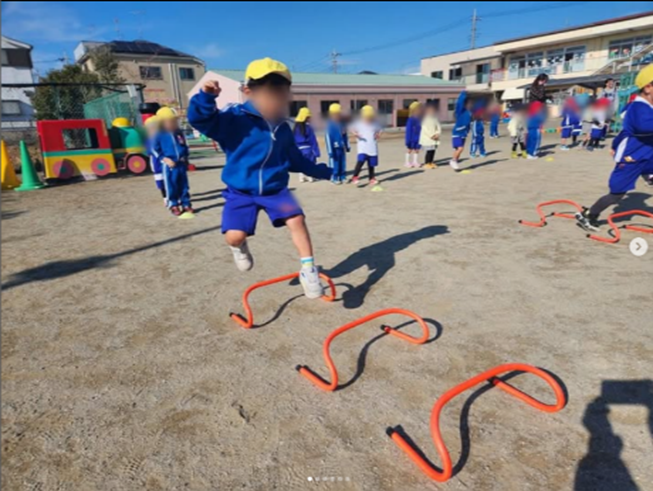 子供たちと馬