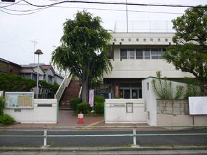 児童館外観写真