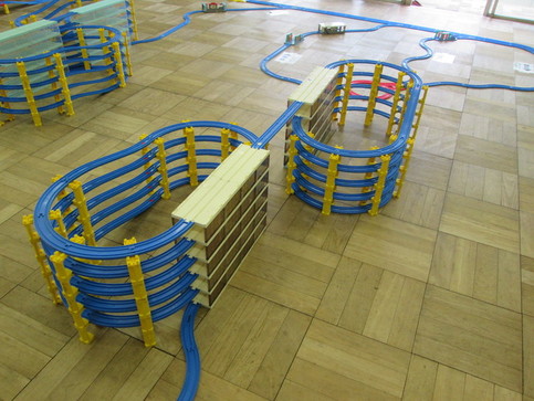 プラレールひろば